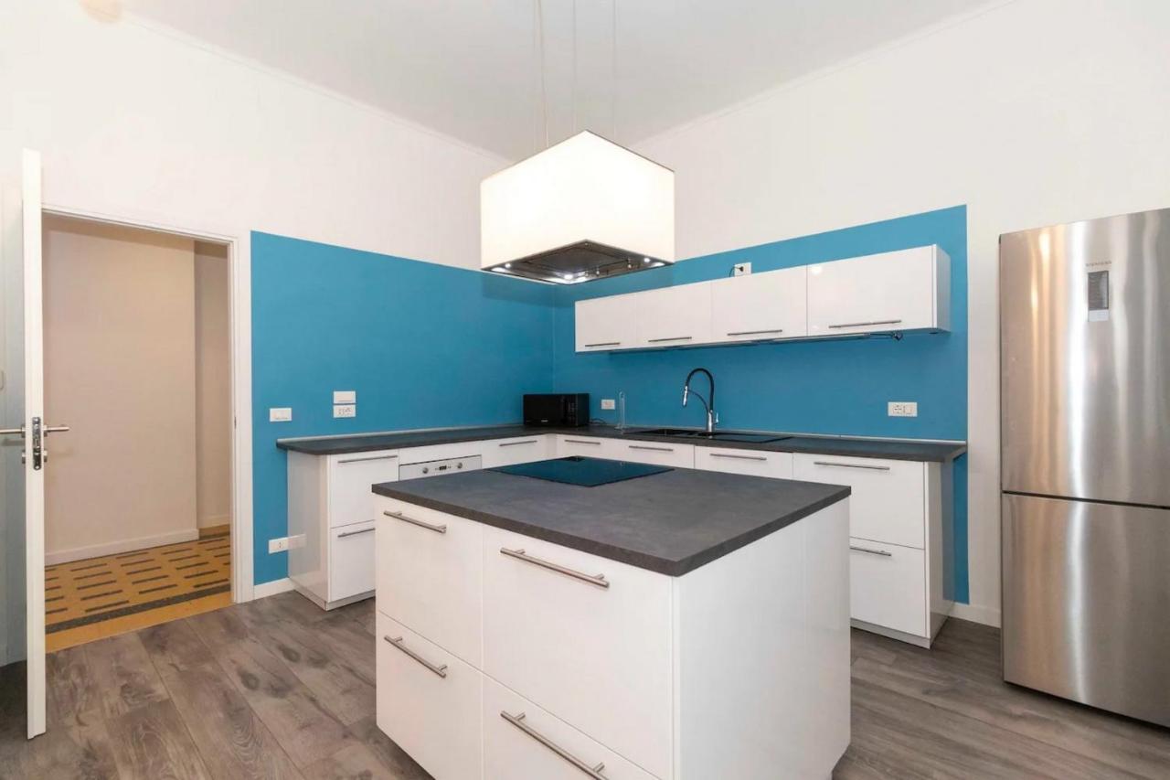 New! Cit Elegant With Parking Apartment Turin